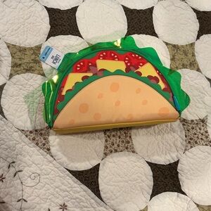 Taco-Shaped Insulated Lunch Bag NWT